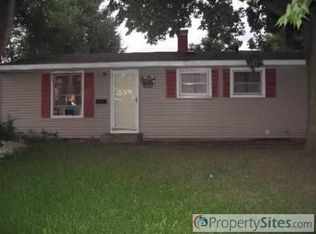 219 Harrison St, Carpentersville, IL