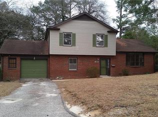 455 Clover Hill Pl, Fayetteville, NC 28311
