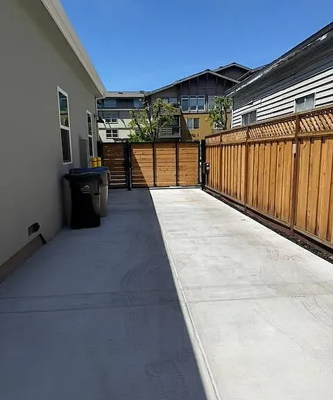 870 Cinnabar St — Photo 9