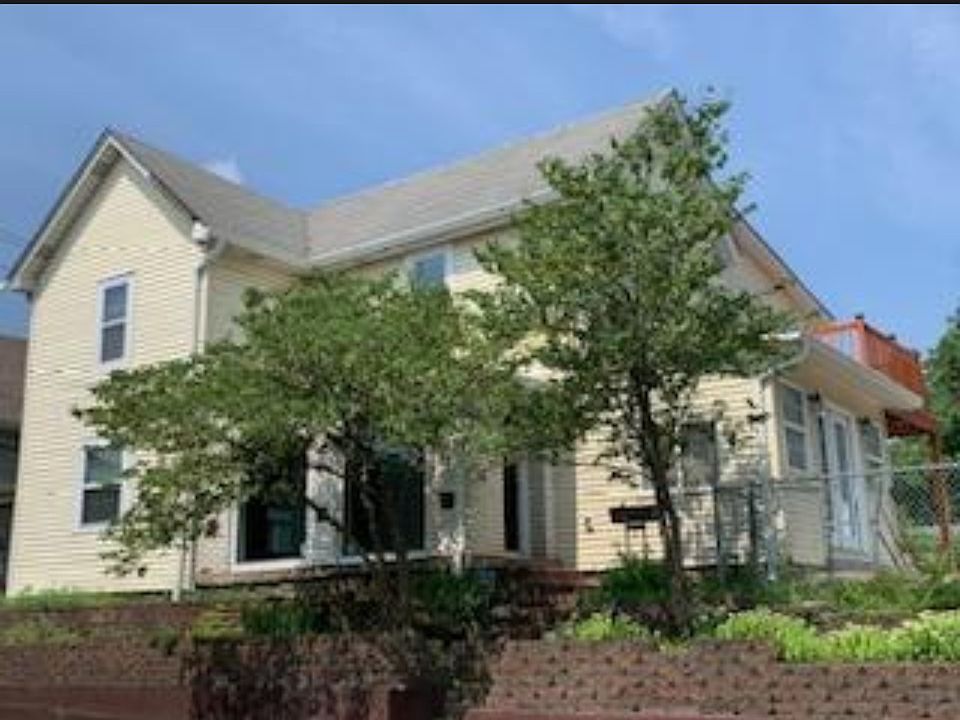 1st image of 1515 Steele St