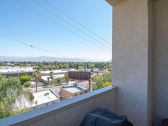 3rd image of 11847 Laurelwood Dr APT 308