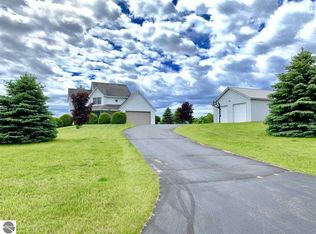 3993 W Gilbert Farm Ln, Empire, MI 49630