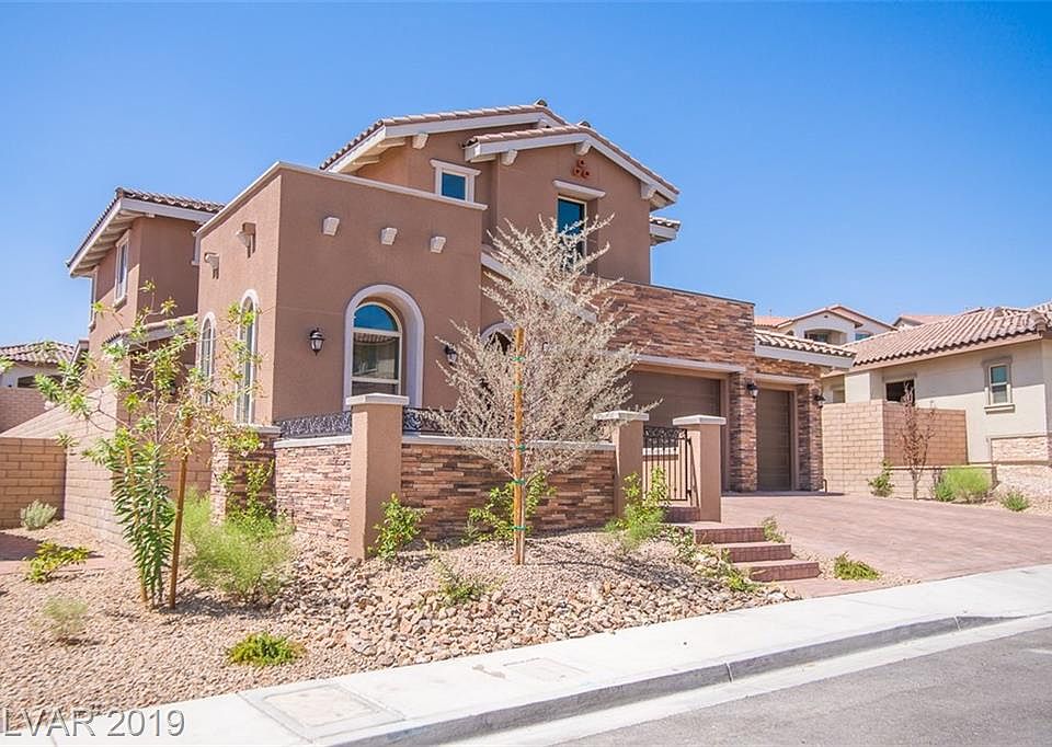 1st image of 325 Valleggia Dr