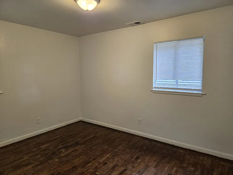 1603 Apple Valley Dr — Photo 7