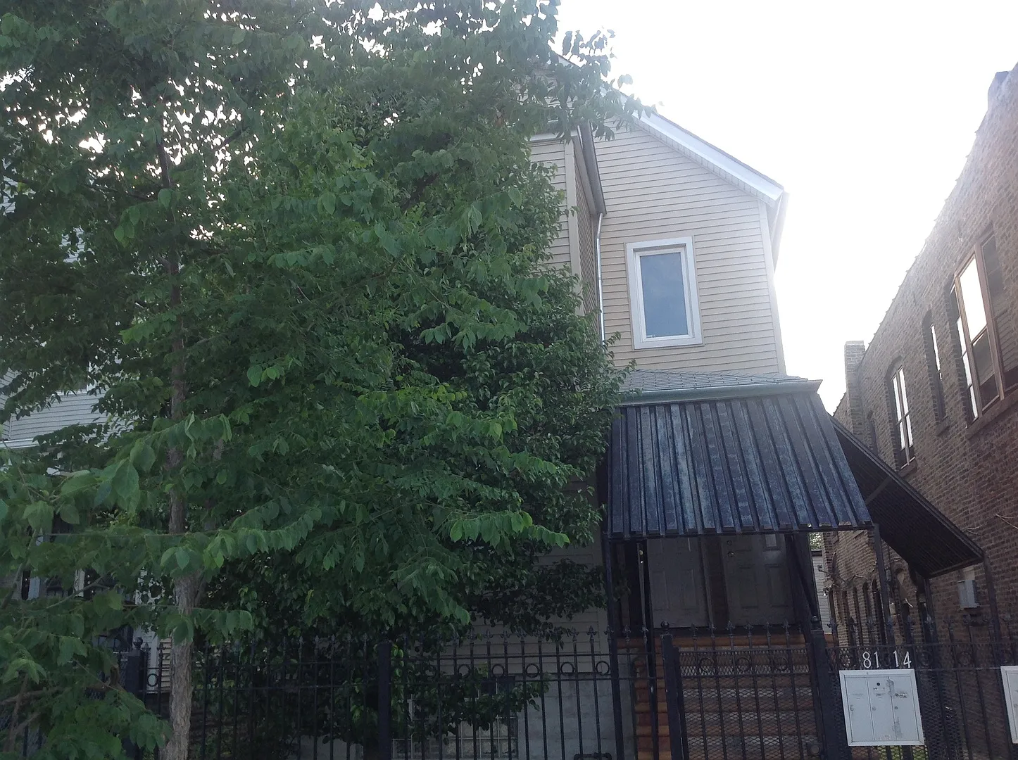 8114 S Vincennes Ave photo 1