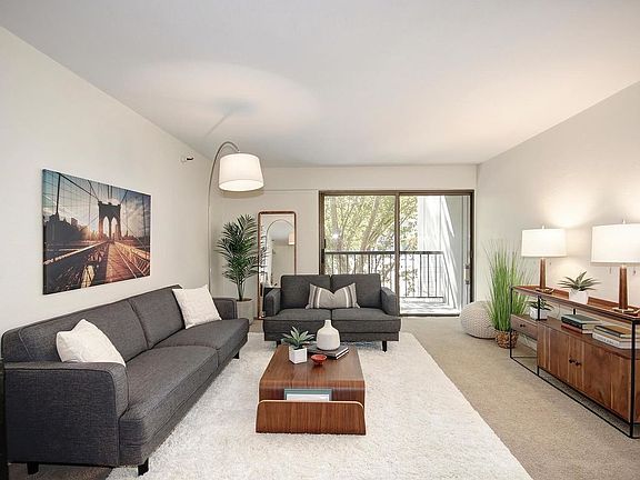 2nd image of 500 N St Unit 305