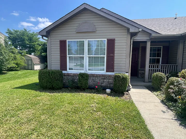 Oakview Dr — Photo 15