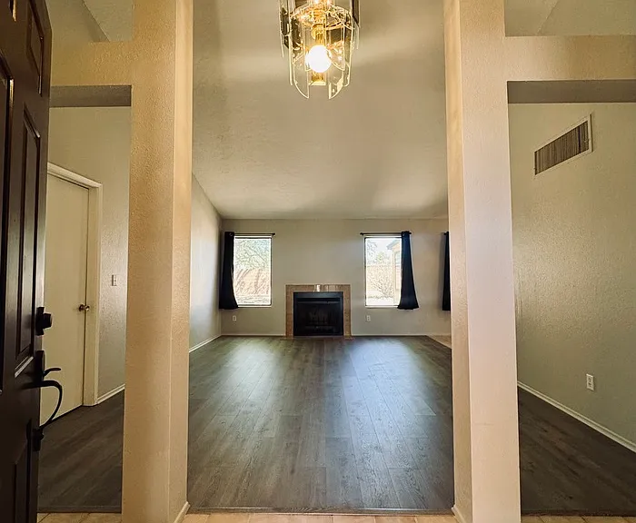 4770 W Snow Leopard Dr — Photo 2