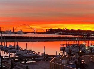 890 SE Bay Blvd UNIT 212, Newport, OR