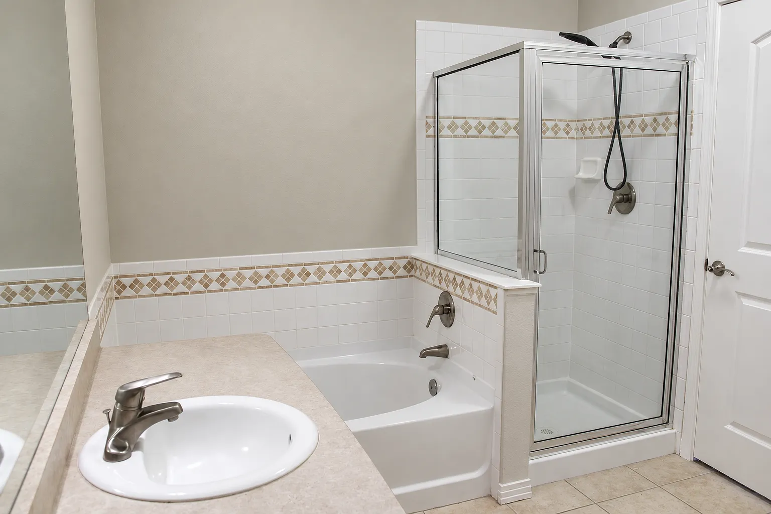 10176 Park Meadows Dr — Photo 4