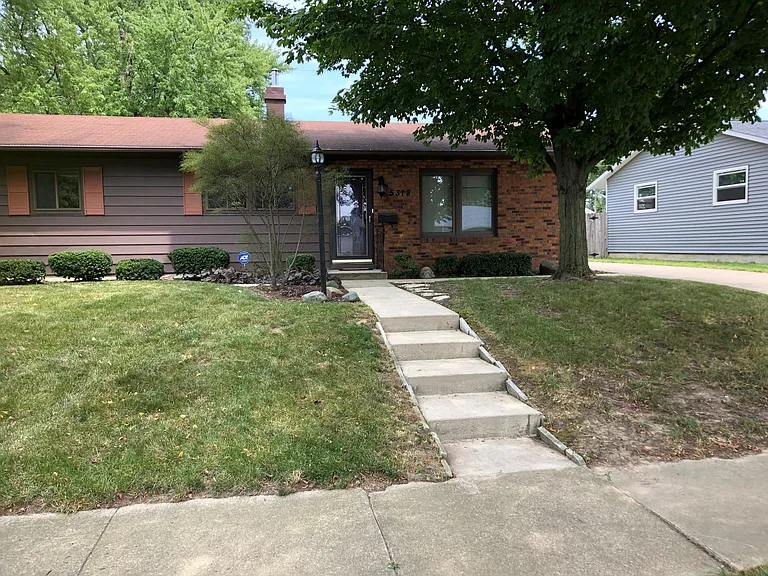 5318 N Stony Run Ln — Photo 2