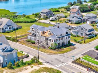 70 Menauhant Rd, East Falmouth, MA 02536