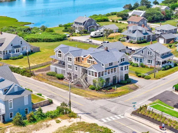 70 Menauhant Road, East Falmouth, MA 02536