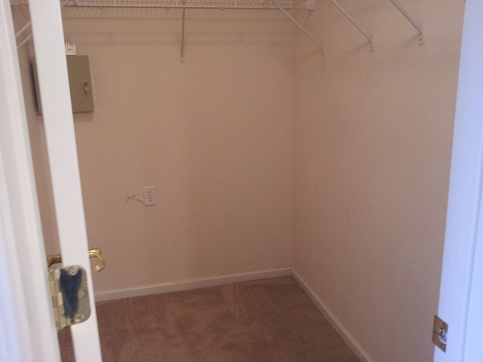 walk in master closet