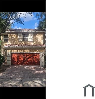 4th image of 10717 NW 1st St
