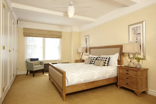 Sold by Stribling | media 2