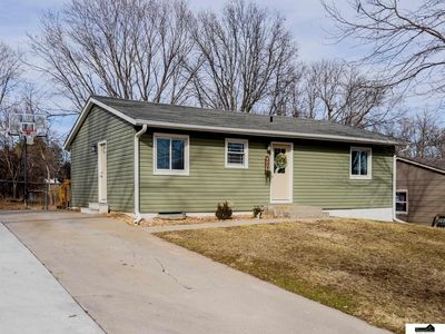 9530 Burton St, Lincoln, NE, 68526