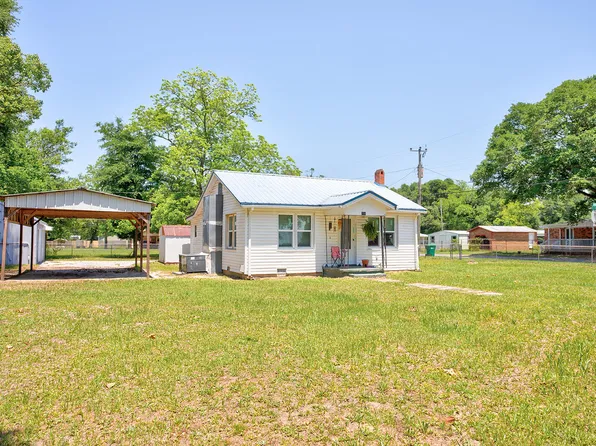 700 Lincoln Ave, Defuniak Springs, FL 32435