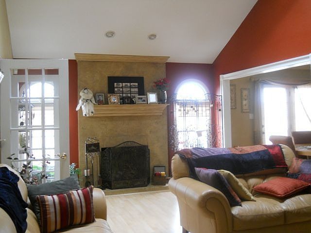 1st image of 2130 Waterford Ln