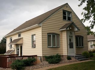 2863 Mayfield Rd, Richfield, WI 53076