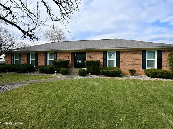 3016 Velden Dr, Louisville, KY 40220