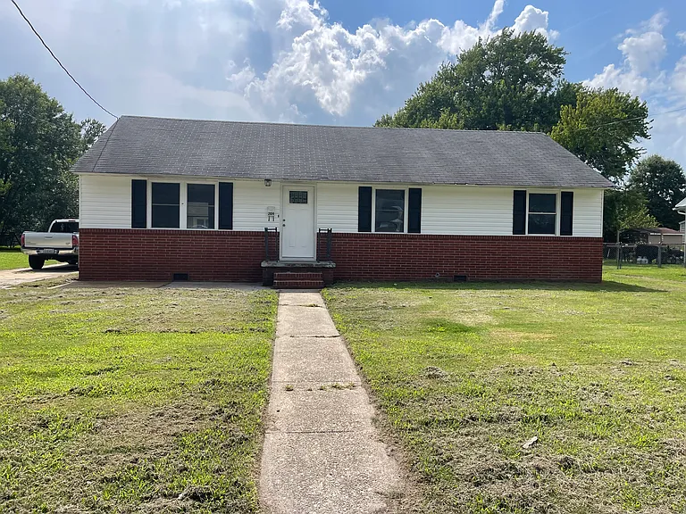 209 Cynthia Dr — Photo 16