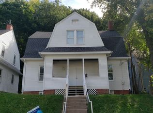 2412 7th Ave, Moline, IL 61265