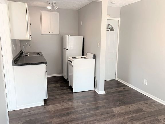 3rd image of 722 S 6th St Unit 8
