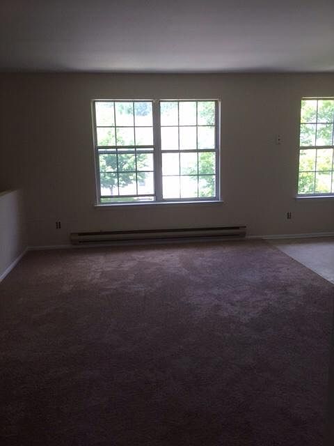 2nd image of 2 Bense Ct