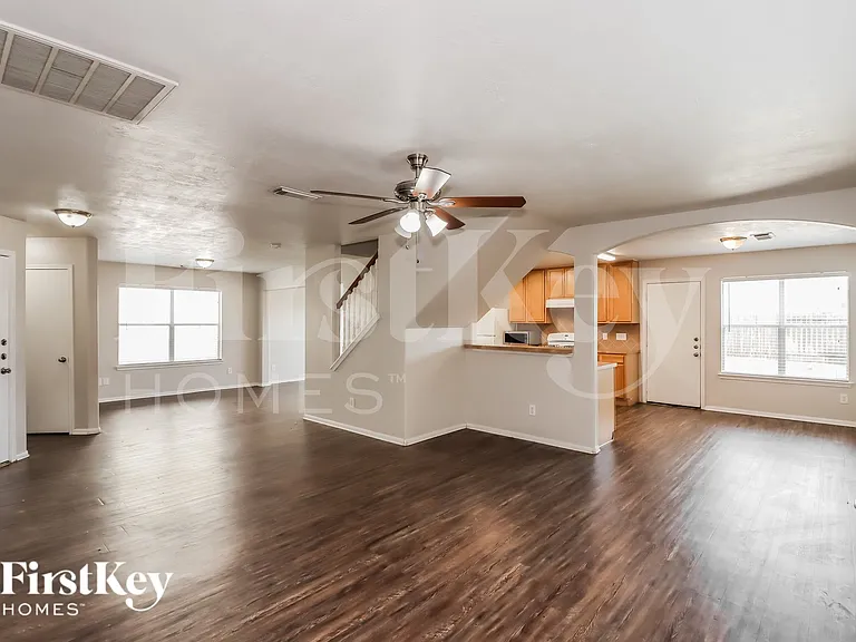 25339 Barmby Dr — Photo 4