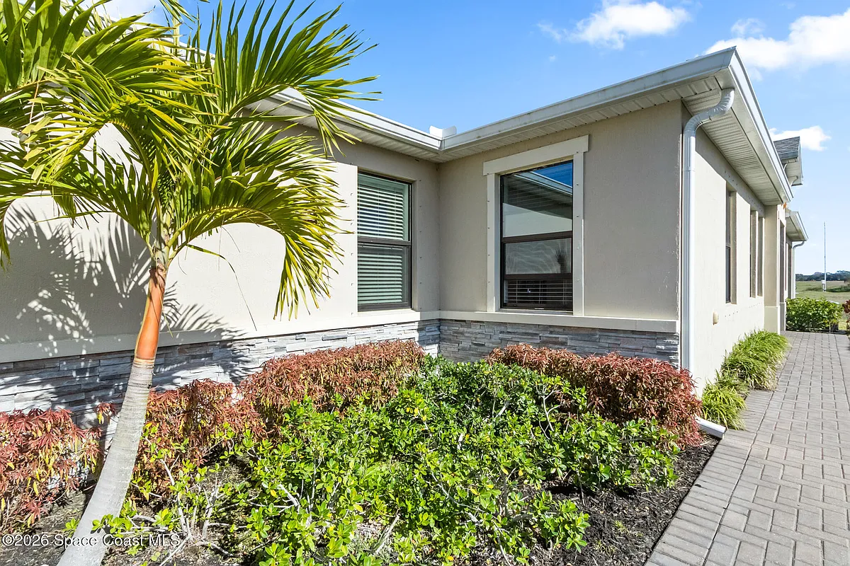 Building Photo - 9713 Alister Dr