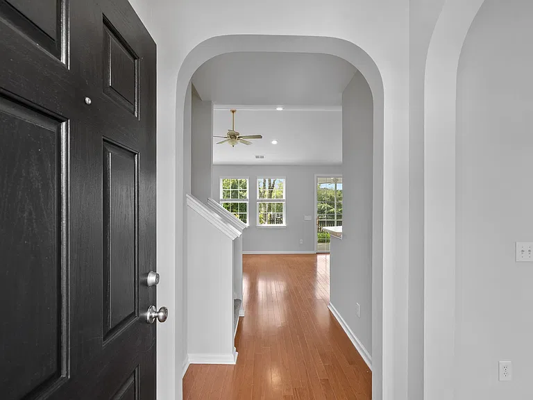 136 Gathering Island Rd — Photo 5