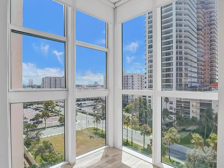 101 S Fort Lauderdale Beach Blvd #806 — Photo 30