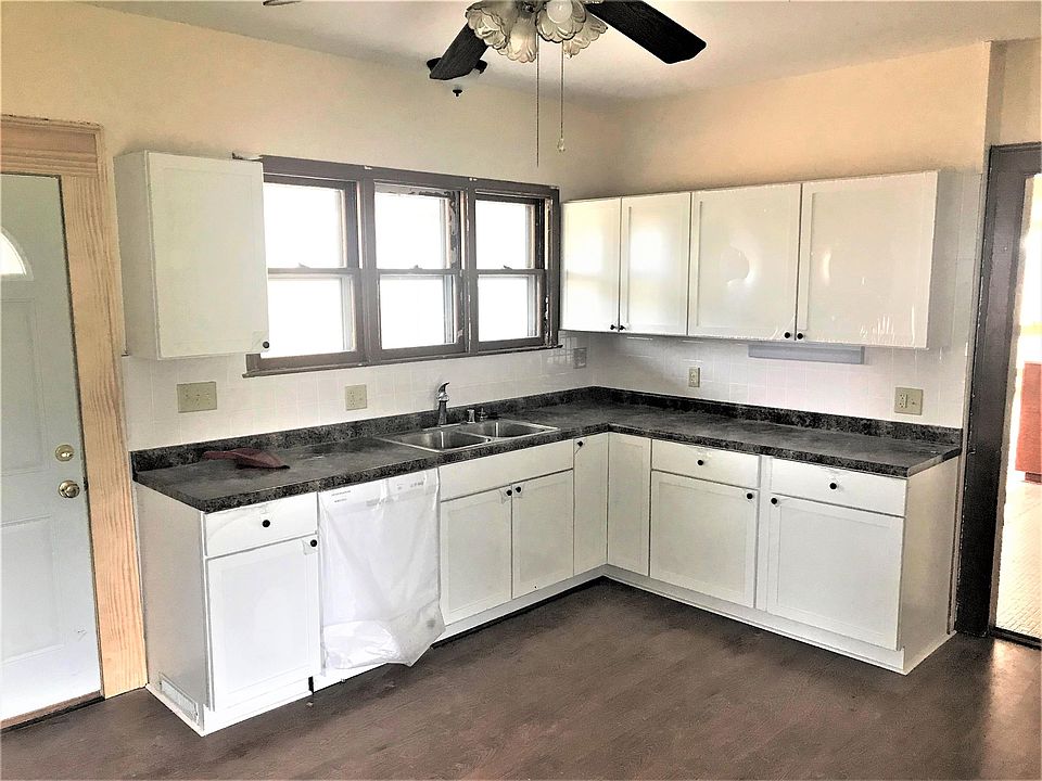 White Shaker Cabinets