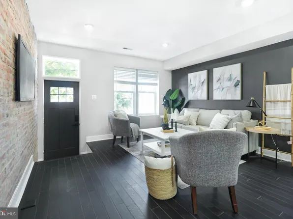 2017 Cecil Ave, Baltimore, MD 21218