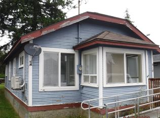 918 Distler St, Cosmopolis, WA 98537