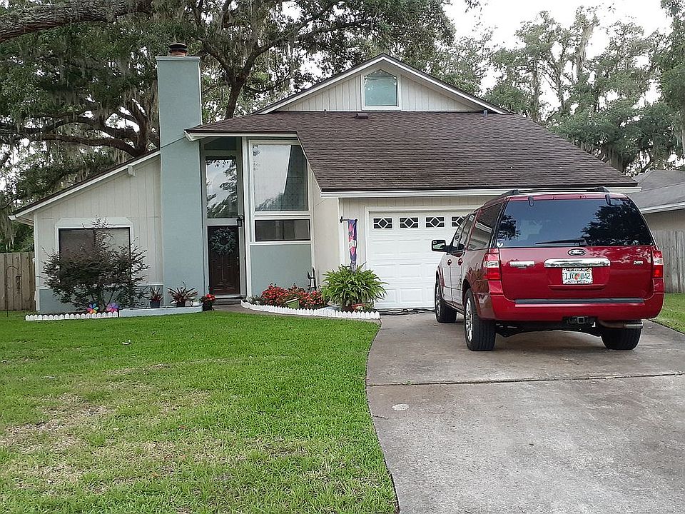 2nd image of 11724 Tyndel Creek Dr