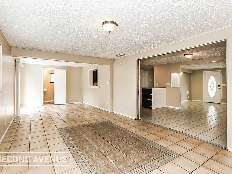 7938 Lake Park Ct — Photo 8