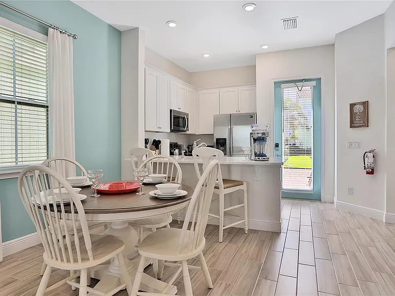 8038 Surf St — Photo 5