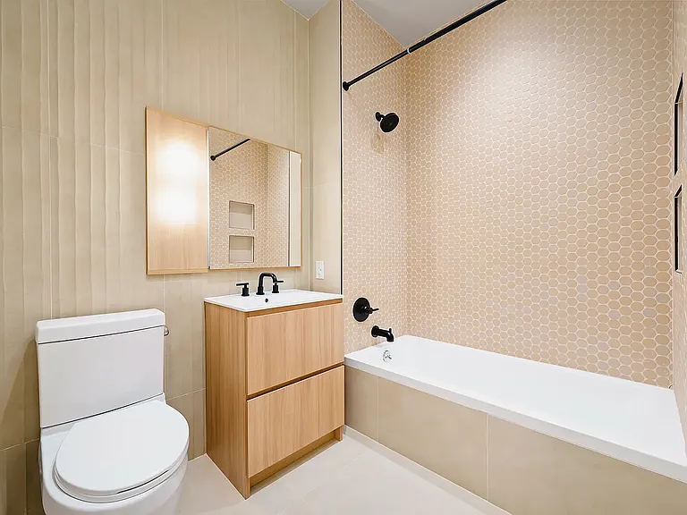 733 Lincoln Pl #1118 — Photo 5