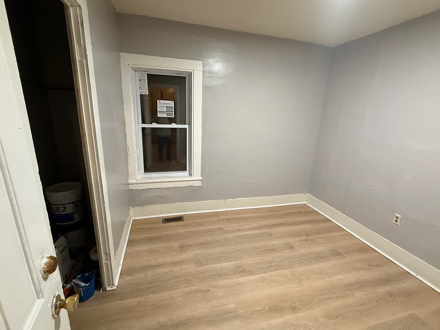 1225 W Belden Ave — Photo 1