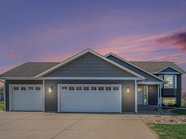 1106 Cherry Dr, Luverne, MN 56156