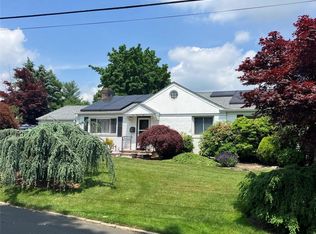 104 Holbrooke Rd, White Plains, NY 10605