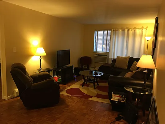 Rented by 18 REALTY | media 19