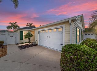 1421 Conchas Dr, The Villages, FL 32162