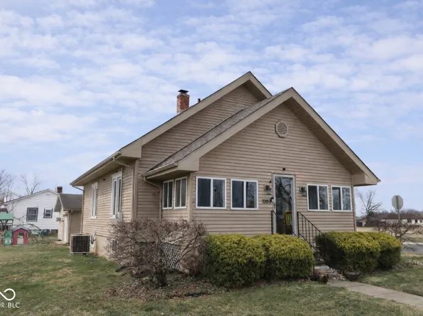 1383 W 2nd St, Seymour, IN 47274