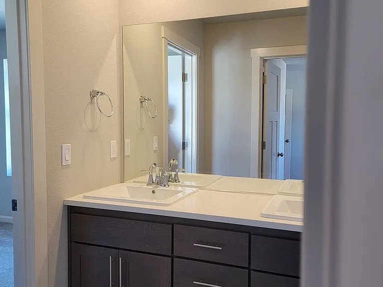 6219 Rebecca St SE — Photo 12