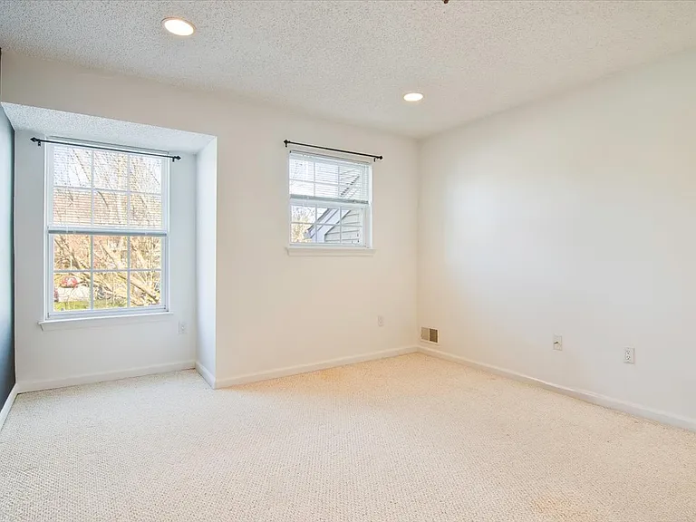 1125 Hyde Park Ct #1125 — Photo 22