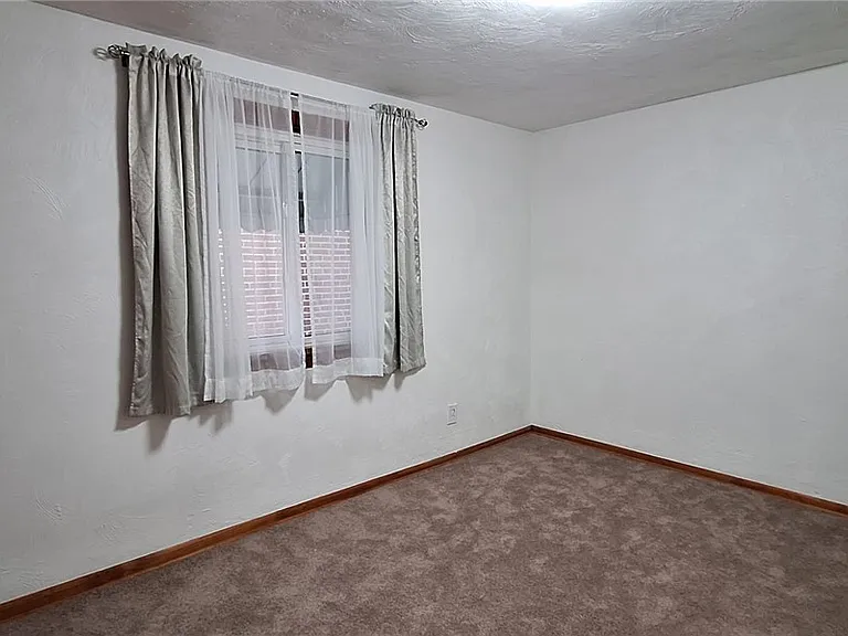 5124 Carnegie St — Photo 31