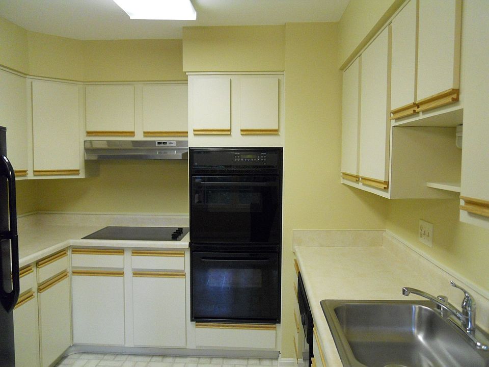 2nd image of 9703 Flintridge Ct